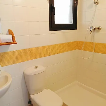 Residencial La Bahia Apartment *